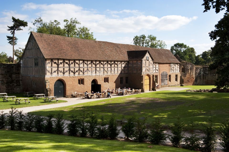 Kenilworth Castle and Elizabethan Garden Entry Ticket - Elizabethan Bedroom and Oak Room