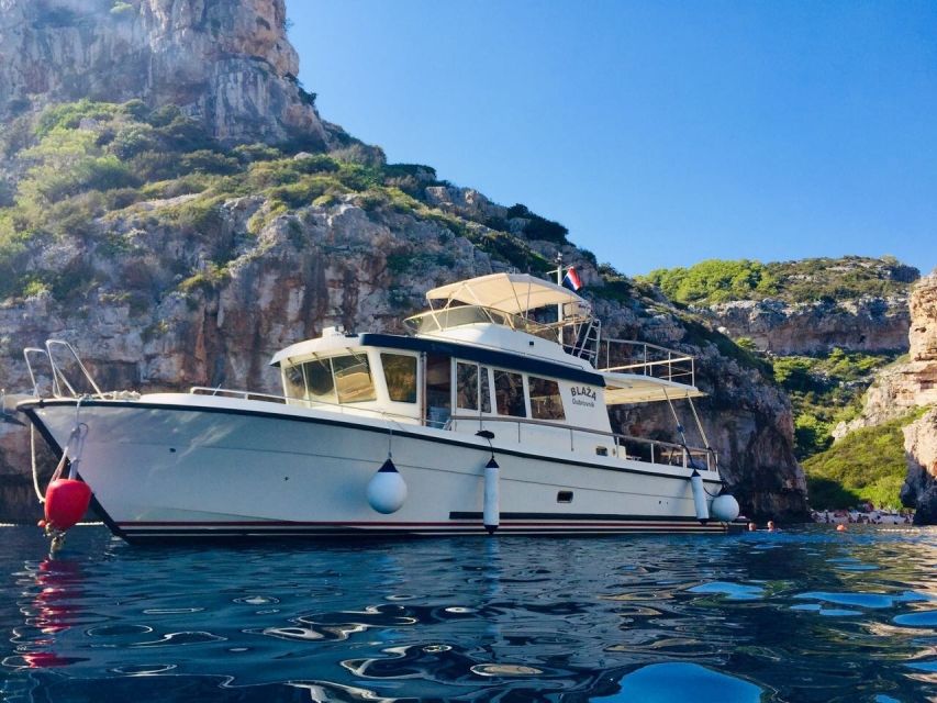 Korcula: Vis Island Private Yacht Tour With Blue Cave Visit - Cruise Experience