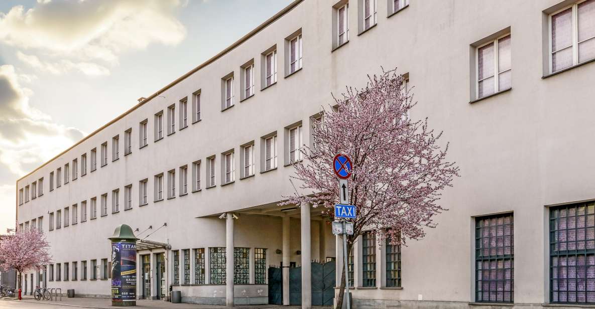 Krakow: Kazimierz by Golf Cart and Schindlers Factory Tour - Schindlers Factory Museum