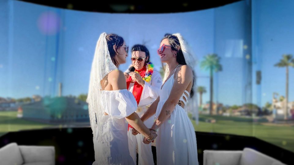 Las Vegas: Elvis Chapel Wedding With Photography Included - Requirements