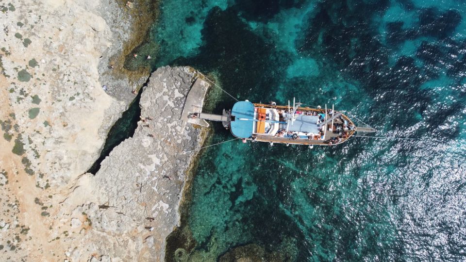 Late Afternoon Cruise to the Blue Lagoon and Seacaves - Highlights of the Cruise