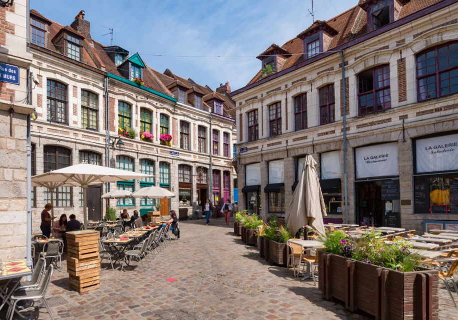 Lille: Scavenger Hunt and Self-Guided City Highlights Tour - Exploring the Grand Place