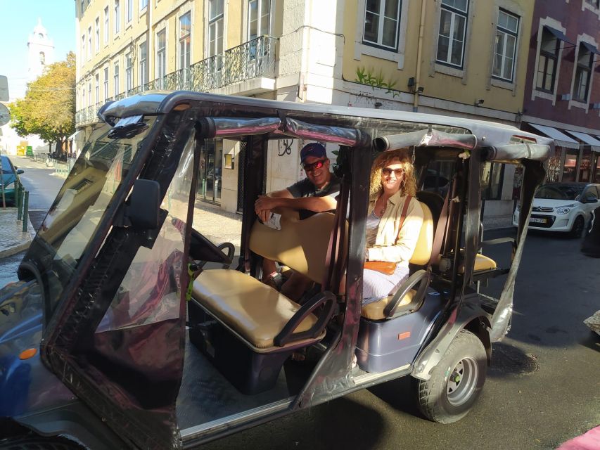 Lisbon: Couple Tour by Private Tuk-Tuk - Scenic Viewpoints and Landmarks