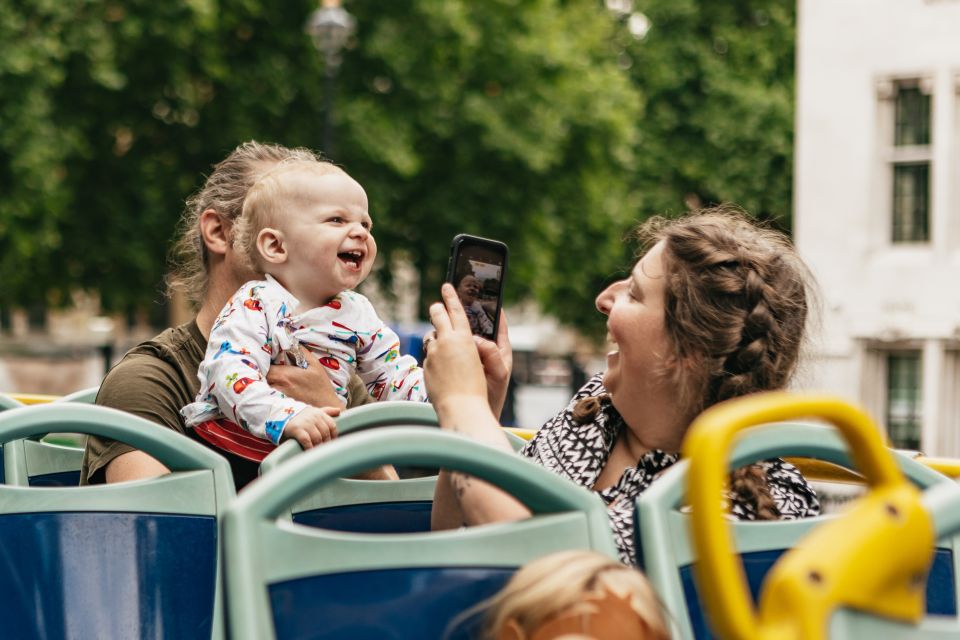 London: Childrens Bus Tour With Commentary - Landmarks Highlighted