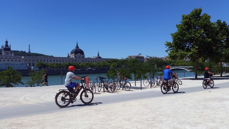 Lyon: 2-Hour Electric Bike Tour With a Local Guide - Tour Restrictions and Requirements