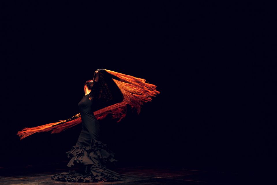 Madrid: Full-Day Private City Tour With Flamenco Show & Meal - Madroño Bar Experience