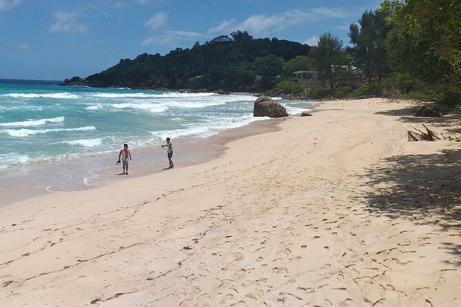 Mahe Island Tour - Swimming in the Indian Ocean