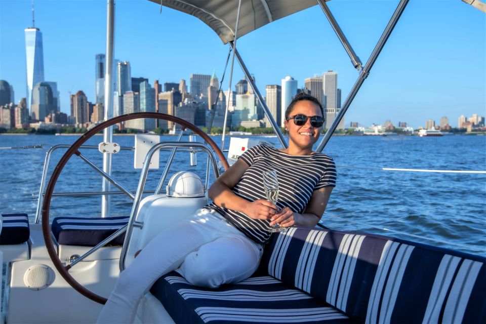 Manhattan: Private Luxury Sailing Tour to Statue of Liberty - Outdoor Deck and Lounge