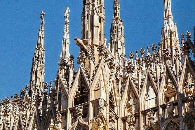 Milan Duomo & Terrace PRIVATE TOUR With Ticket & Guide Included - Explore the Duomo