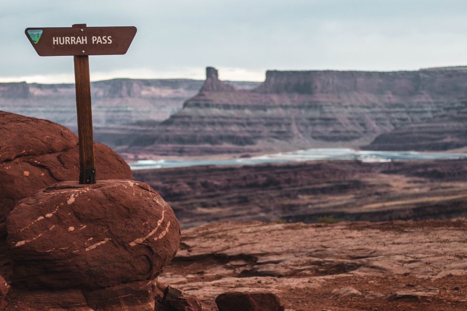 Moab: Hurrah Pass 4x4 Driving Adventure - Ancient Rock Art Discoveries