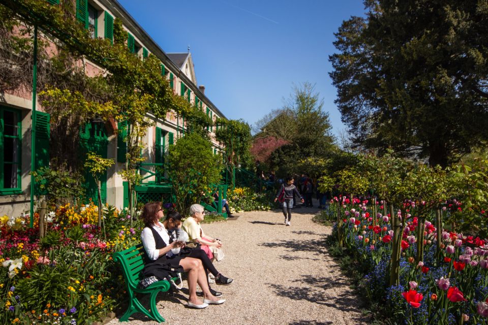 Monets Garden Bike Tour From Paris - Picnic Lunch