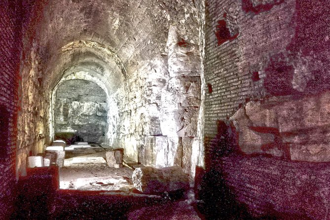 Night Colosseum Tour: With Gladiators Underground and Arena - Small-Group Tour With Expert Guide