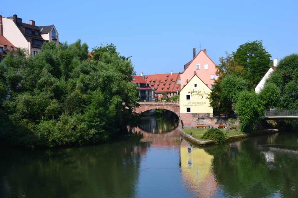 Nuremberg: Private Guided Tour of the Old Town in English - Tour Highlights