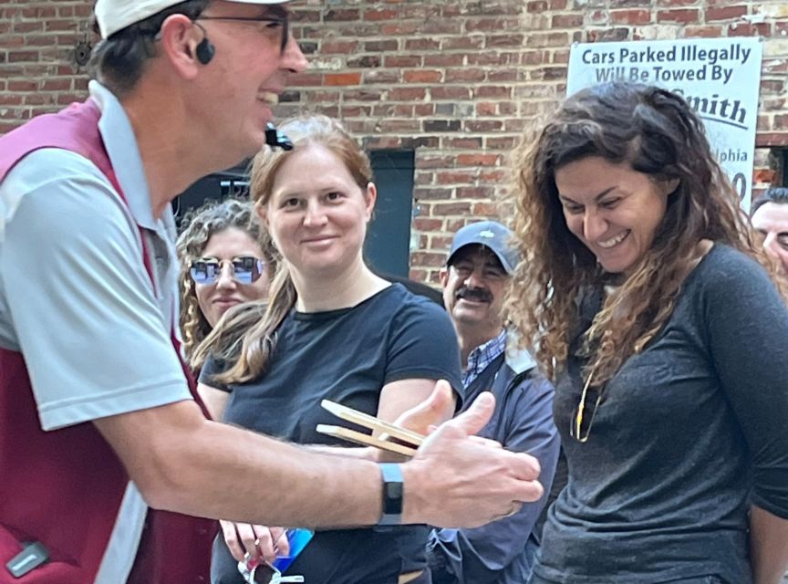 Philadelphia: Comedy Magic Walking Tour With a Guide - Inclusions