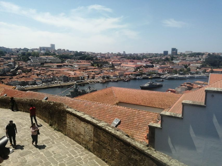 Porto Highlights With Traditional Lunch - Marvel at the Grandeur of Porto Cathedral