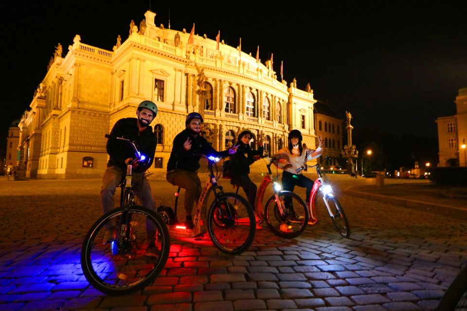 Prague: E-Bike/E-Scooter Viewpoint Tour - Highlights of the Tour