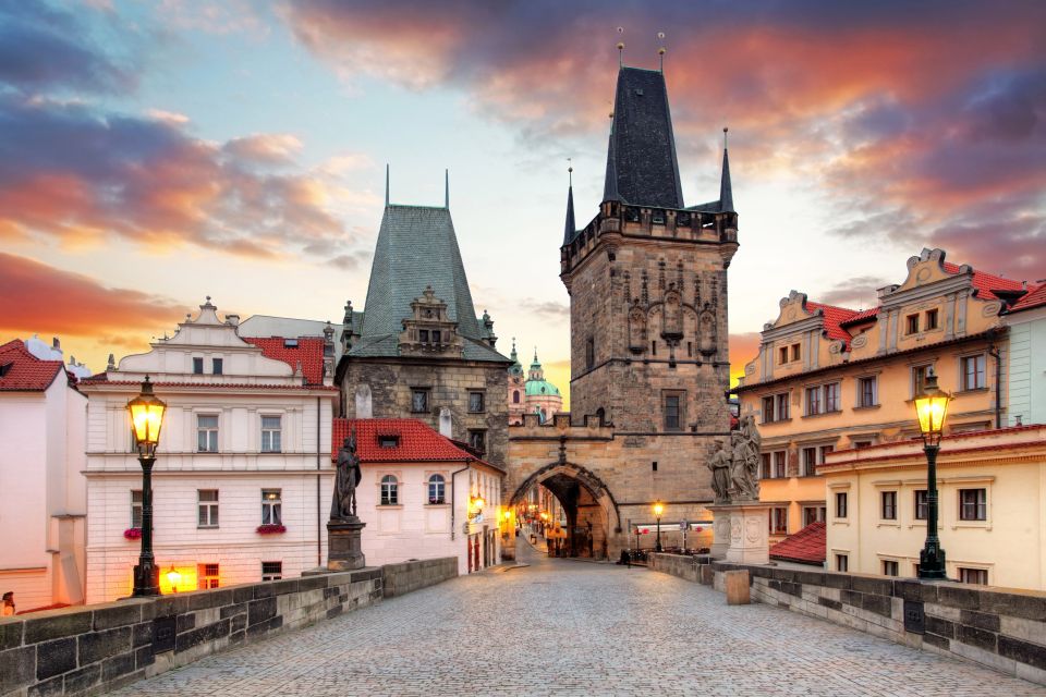 Prague: Full Day All Inclusive Tour - Meeting Point and Important Information