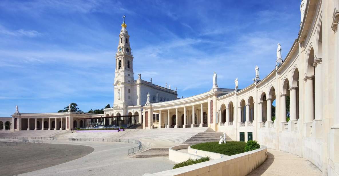 Private Full Day Tour - Fatima, Batalha, Nazare and Obidos - Victory Over Castilians at Aljubarrota