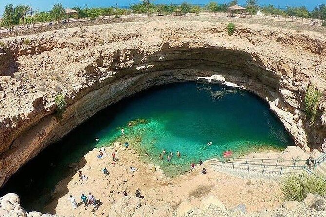 Private Full-Day Wadi Shab and Bimmah Sinkhole Tour - Confirmation and Accessibility