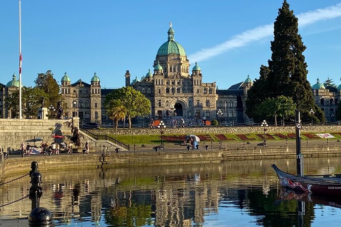 Private Small Group Deluxe Tour of Victoria & to Butchart Gardens - Additional Tour Information