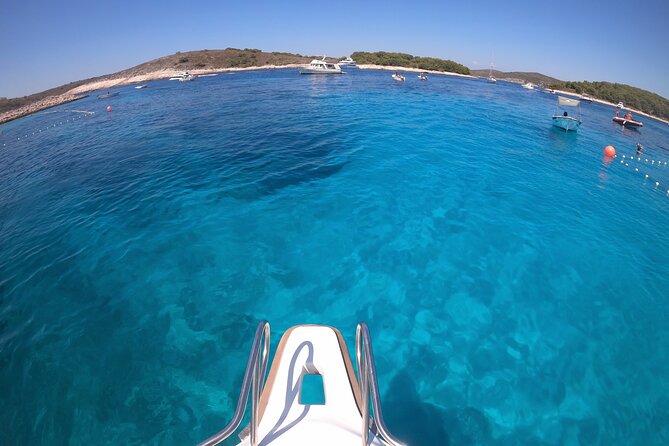 Private Speed Boat Tour of Hvar South Shore & Pakleni Islands - Accessibility and Participation