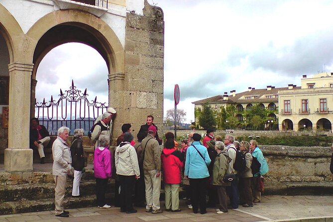 Private Tour of Ronda With an Experienced Official Local Guide - Confirmation and Accessibility