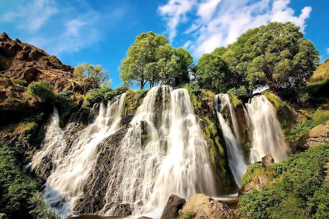 Private Tour to Hin Areni Winery, Shaki Waterfall, Tatev Monastery, Karahunj - Uncovering Karahunj