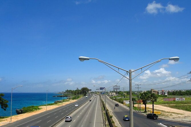 Private Transfer Santo Domingo Airport Area (1 to 27 Pax) (Price per Way) - Tailored Group Transfers