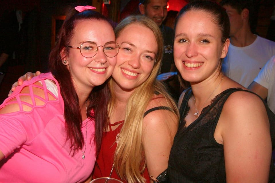 Pubcrawl Salzburg: Tour Through Best Bars and Clubs in Town - Participant Restrictions