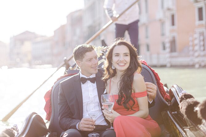 Romantic Photoshoot in Venice - Additional Accessibility