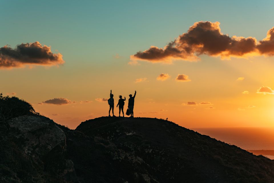 Santorini: Caldera Trail Guided Hike and Sunset Viewing - Landmark Visits