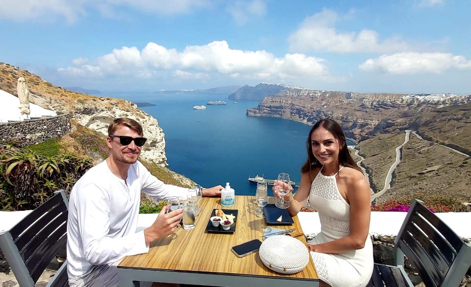 Santorini: Cork & Fork - Tasting Experiences