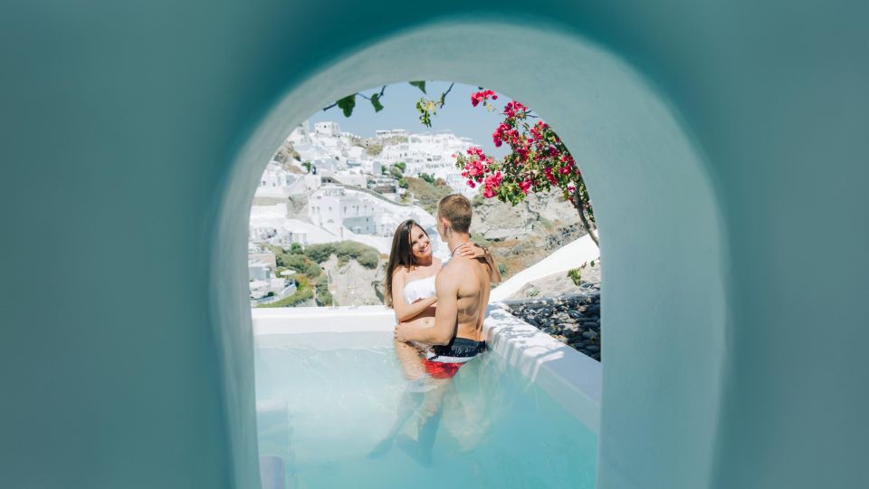 Santorini: Exclusive Personalized Photoshoot Session - Included Services