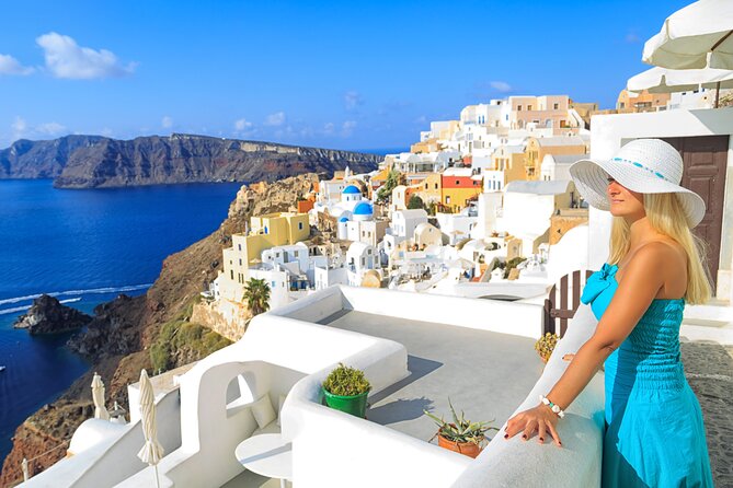 Santorini Private Custom Tour 6 - Hours - Group Size