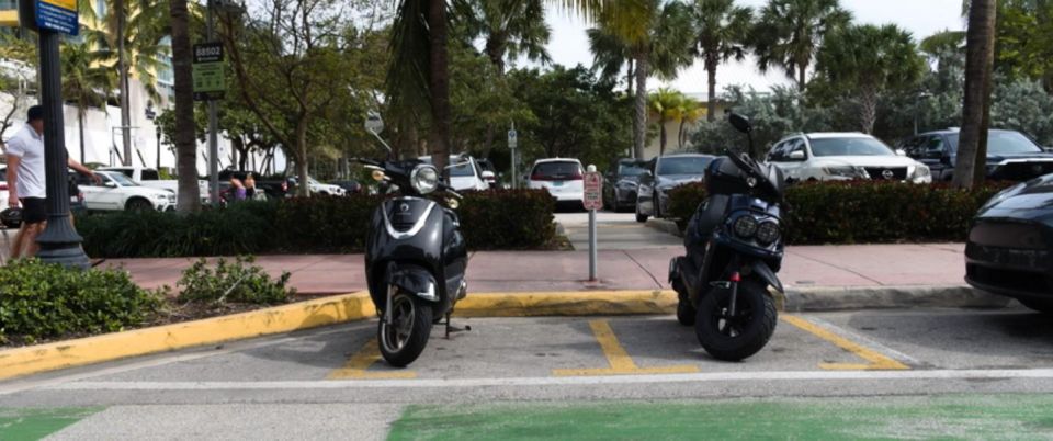 Scooter Dealer Miami - South Beach - Thrilling Riding Experiences