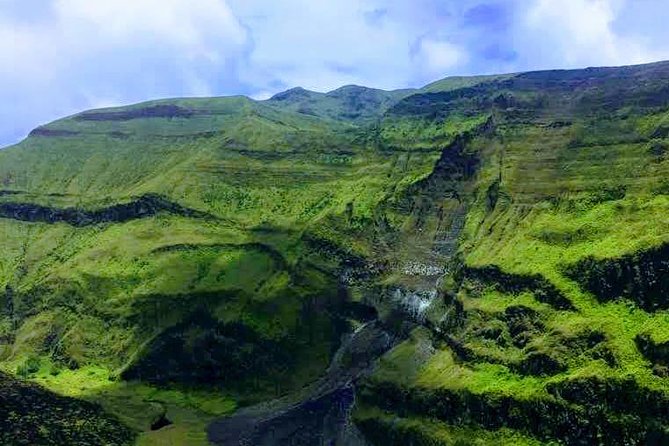 Soufriere Volcano Hike - Learning About Local Flora and Fauna