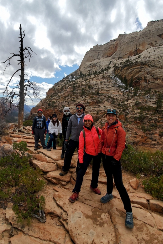 Springdale: Angels Landing Summit Guided Hike With Permit - Meeting Point