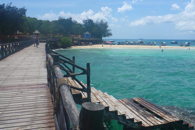 Stone Town and Prison Island From Zanzibar - Giant Tortoise Colony