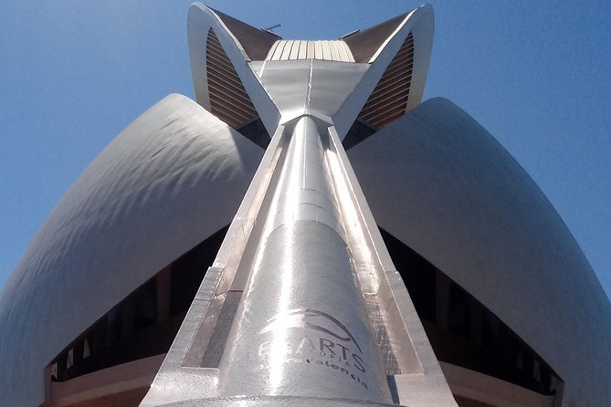 The City of Arts and Sciences in Valencia - Passionate and Knowledgeable Guide