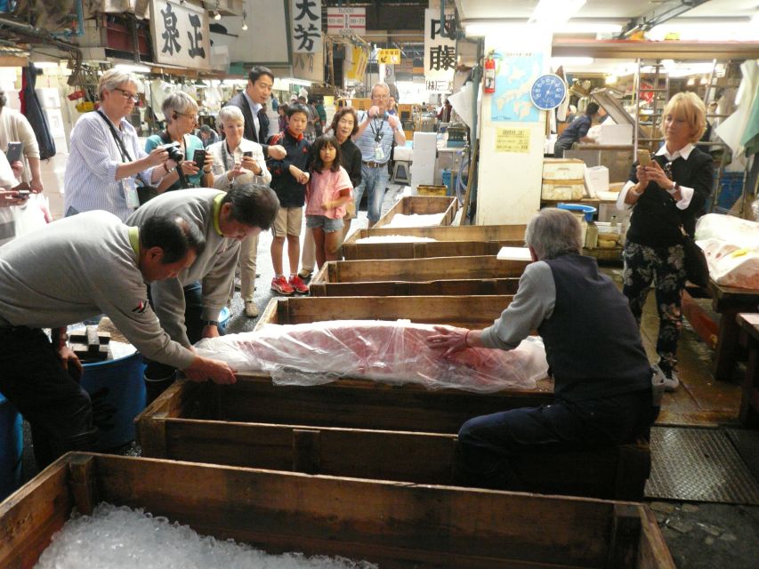 Tokyo: Guided Walking Tour of Tsukiji Market With Lunch - Cultural Immersion