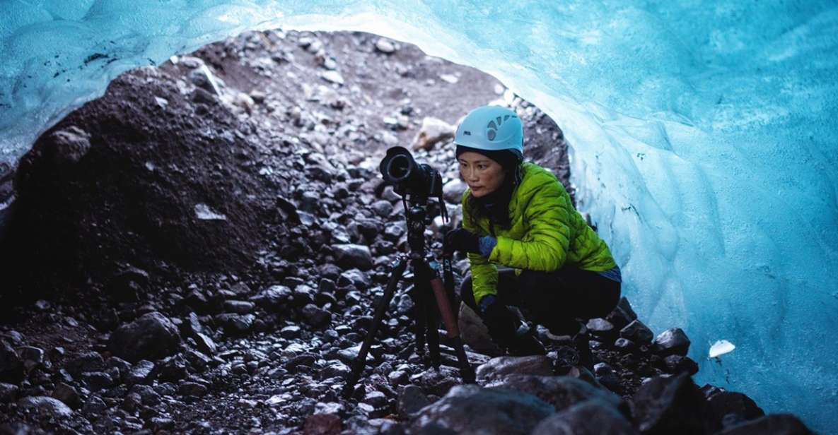 Vatnajökull: Private Ice Cave Photography Tour - Photography Instruction and Guidance