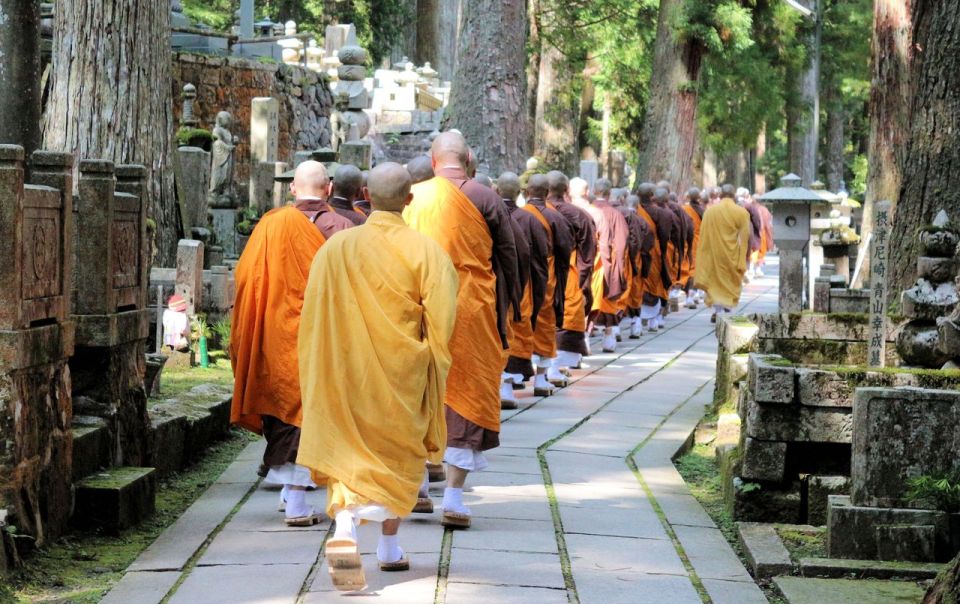 Wakayama: Mt. Koya Private Walking Tour With Local Guide - Booking Information