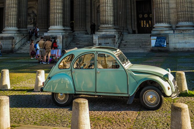 2H Discovery Tour of Paris in 2CV CITROEN - Private Tour Experience