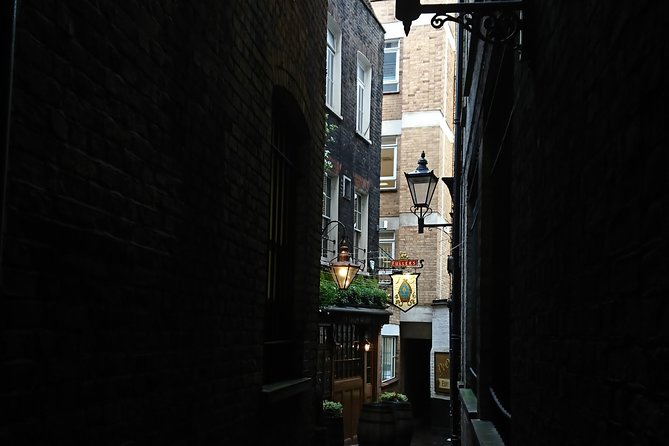 A Christmas Carol & Charles Dickens Small Group Walking Tour - Stories Beyond the Guidebooks