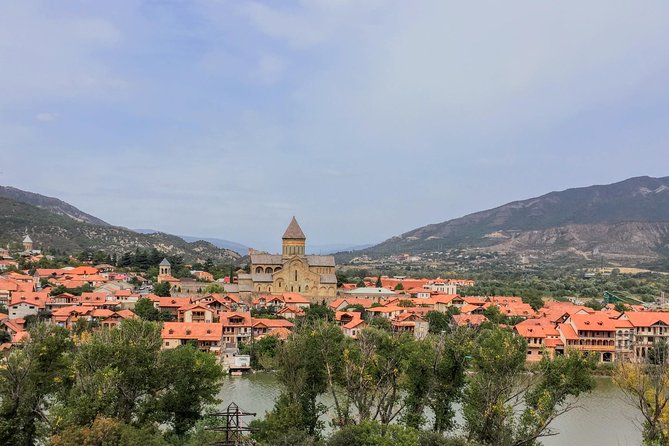 Ancient Mtskheta and Chronicle of Georgia Half Day Tour - Tour Languages