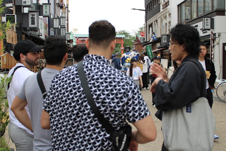 Asakusa Walking Tour With an Experienced Japanese Comedian - Customer Feedback and Ratings