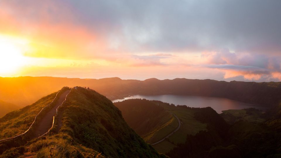 Azores: Private São Miguel Highlights Tour up to 8 People. - Capture Memorable Moments