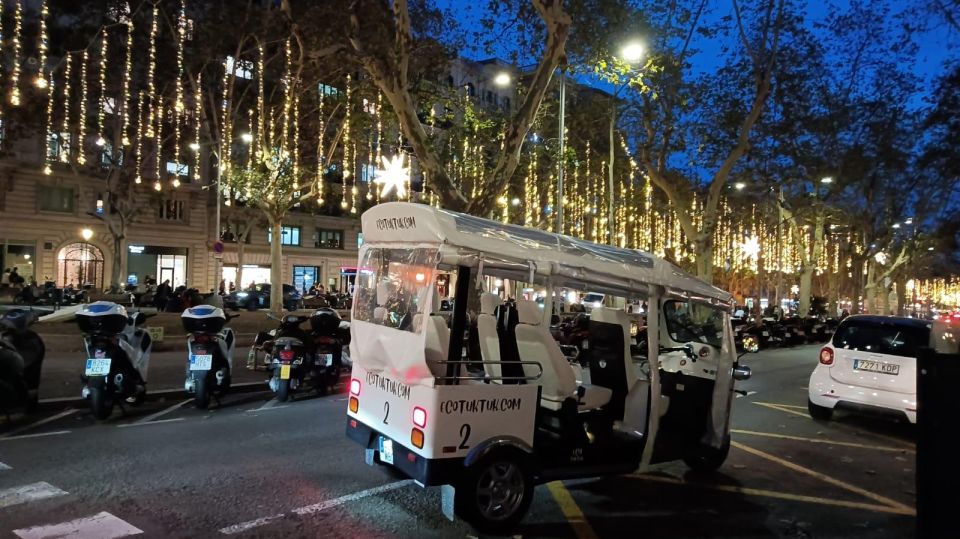 Barcelona: Private Christmas Lights Tour by Eco Tuk Tuk - Meeting Point Information