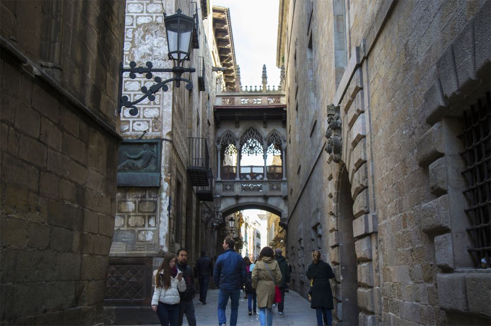 Barcelona: Private Tour of the Gothic Quarter - Customer Reviews