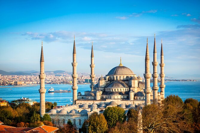 Best of Istanbul: Basilica Cistern - Blue Mosque - Grand Bazaar - Small-group Tour Experience